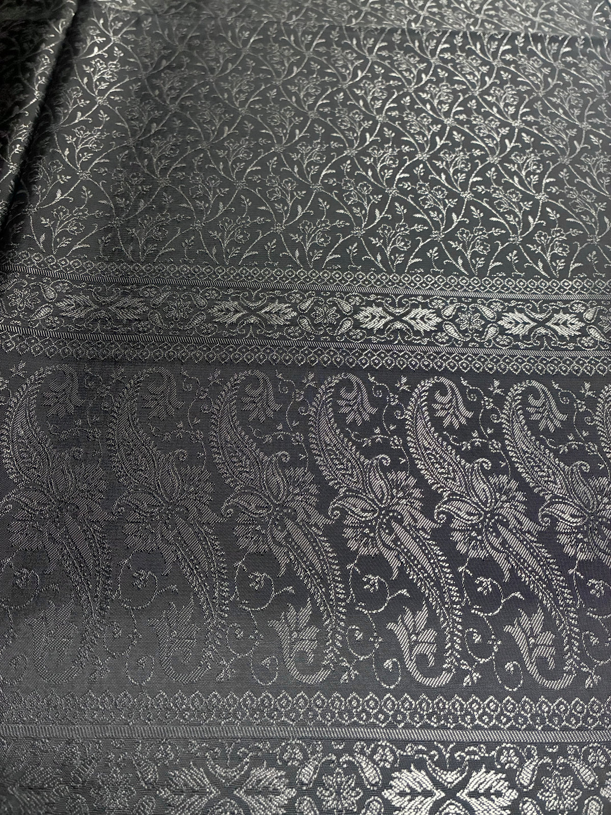 Silk Jacquard Stole with Paisley Details
