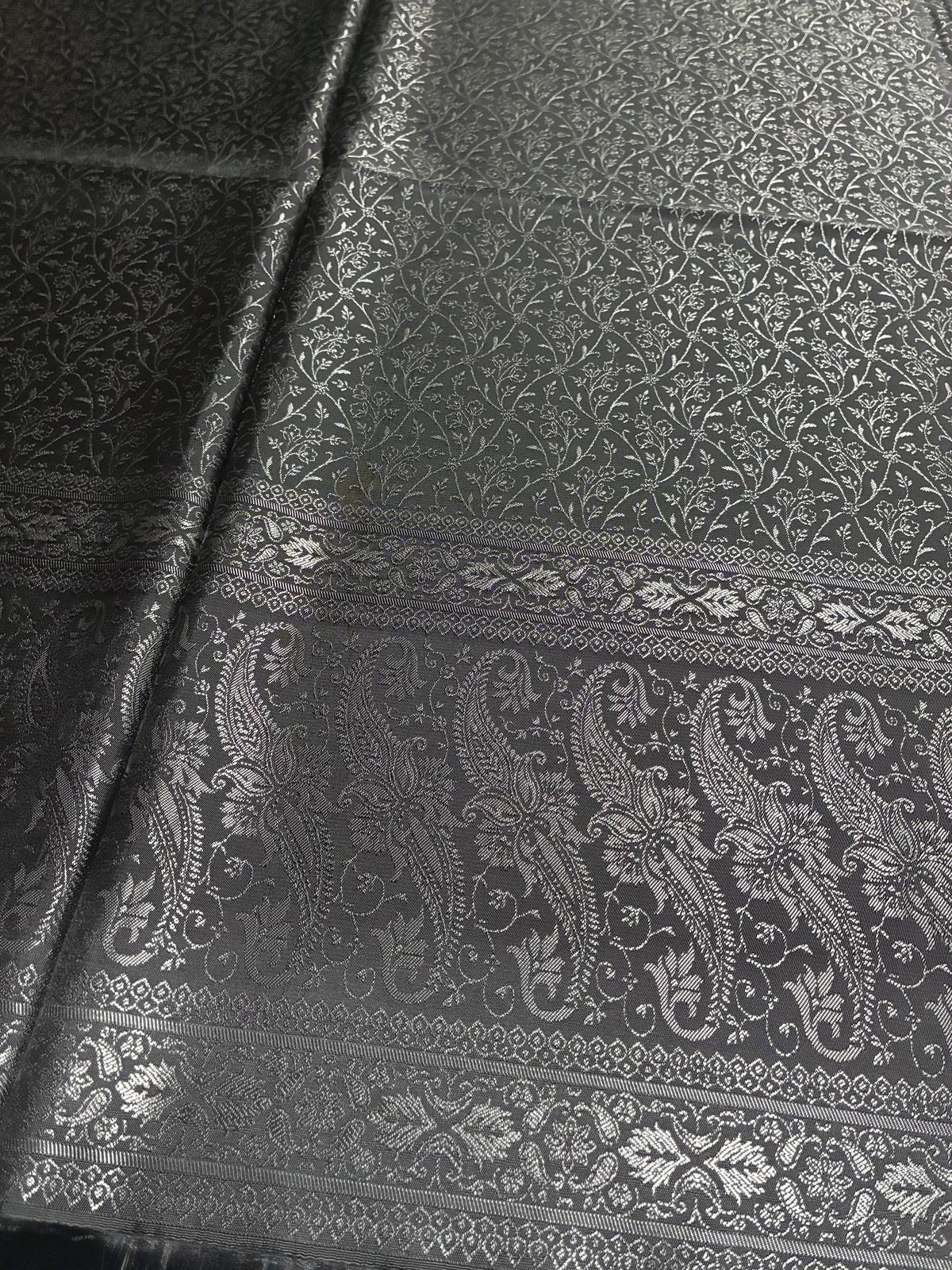 Silk Jacquard Stole with Paisley Details