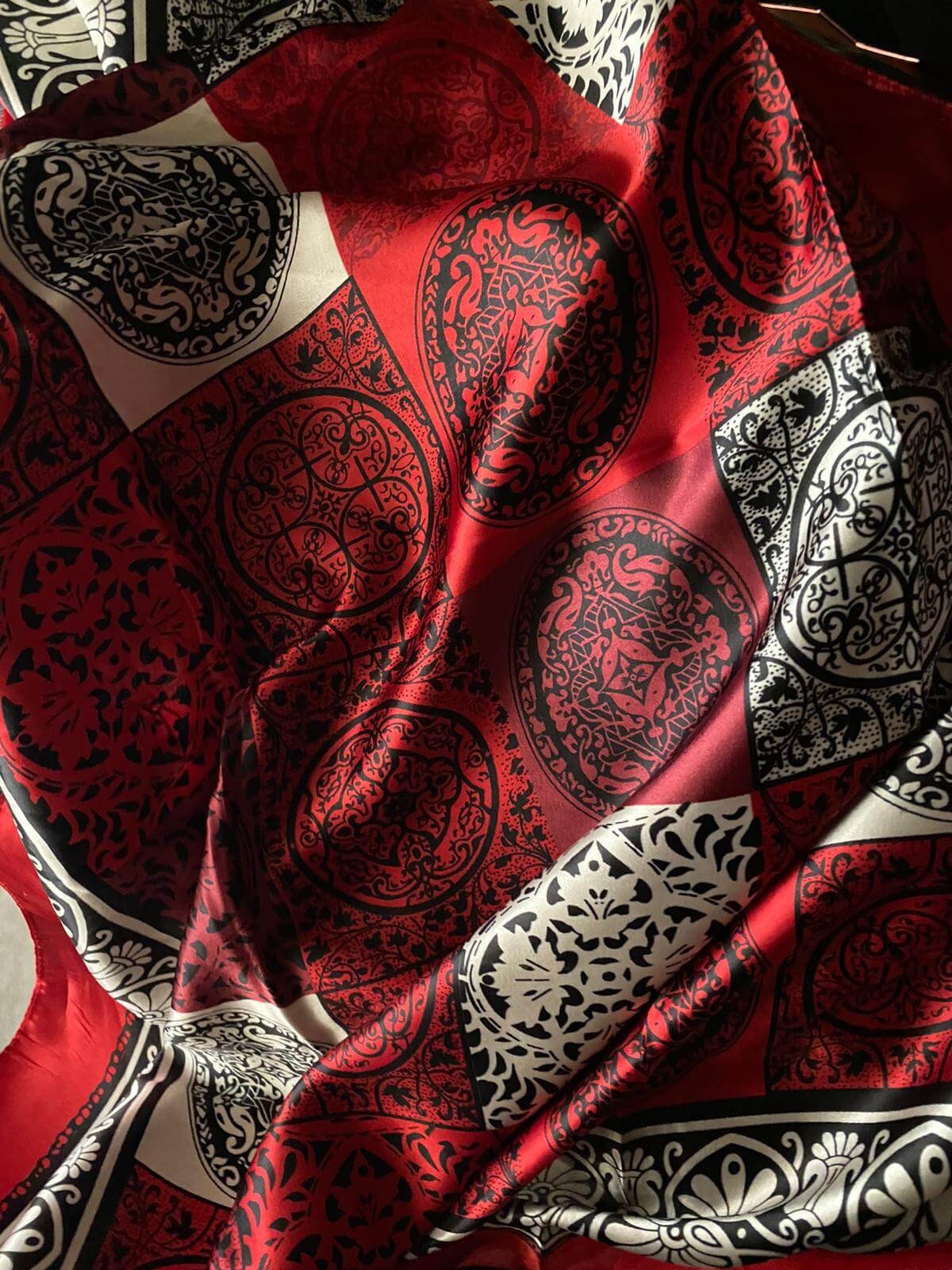 Red Silky Geometric Scarf Print Head Square