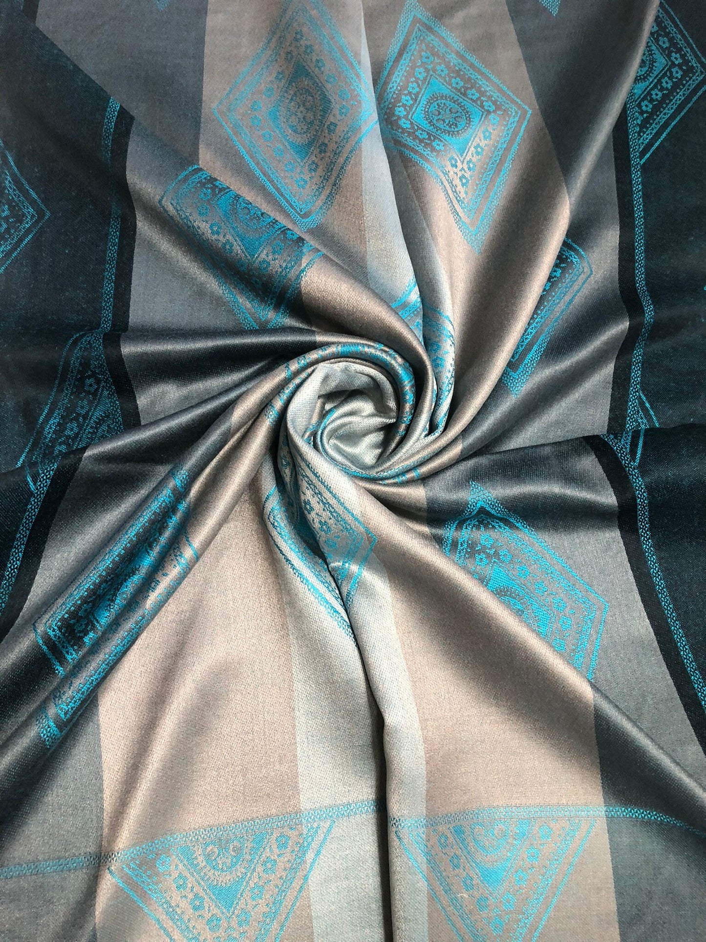 Cashmere Native Scarf Geometric Silky Reversible Ladies