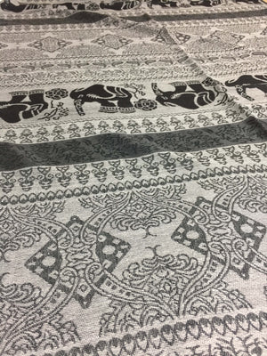 Black and gray pashmina